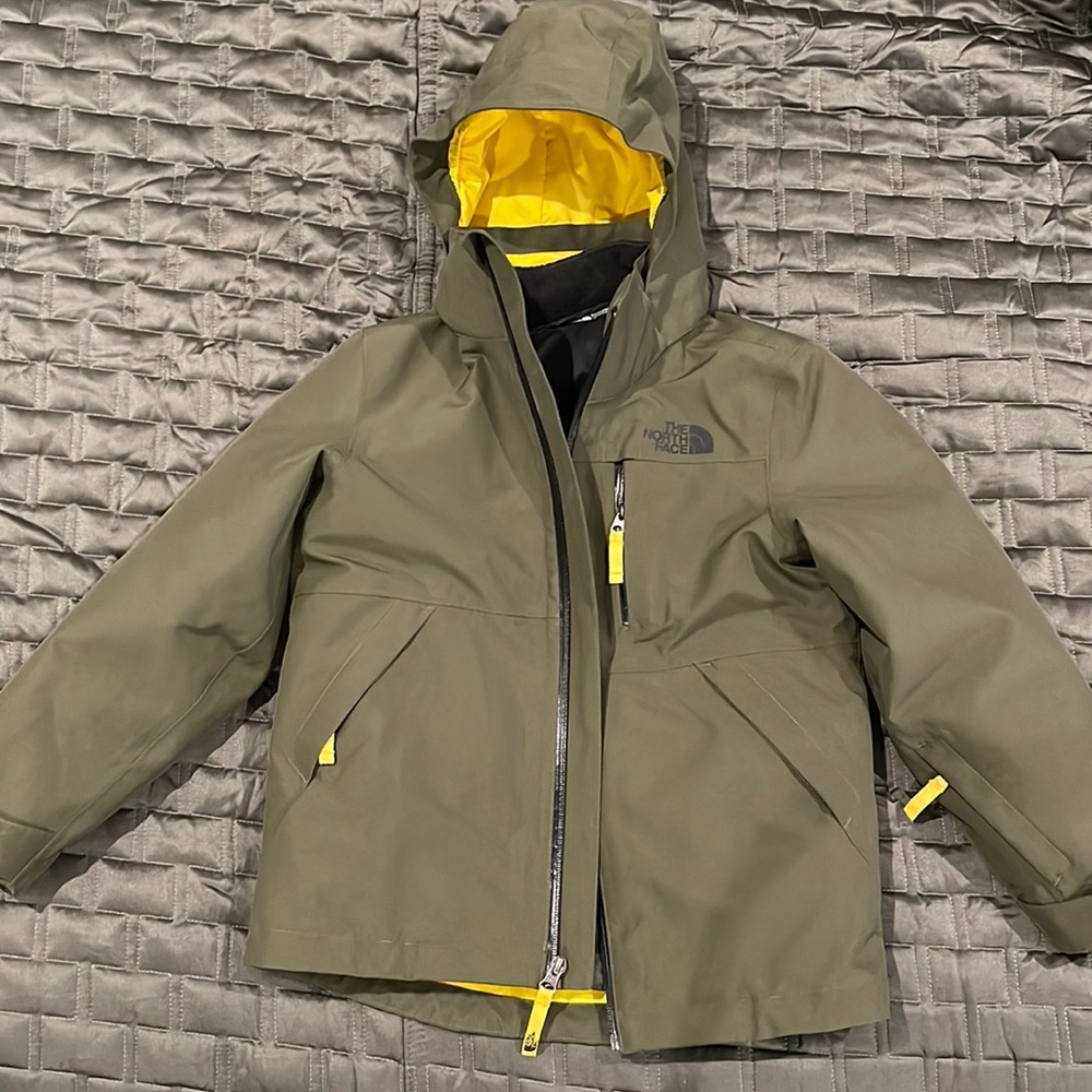 The North Face Triclimate Boys Winter Jacket, Size 7/8
